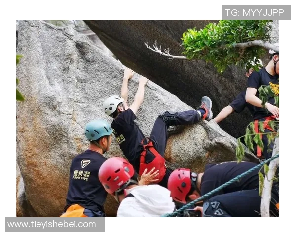 重庆攀岩队的盯防体系与攀岩战术的深度解析与应用探讨