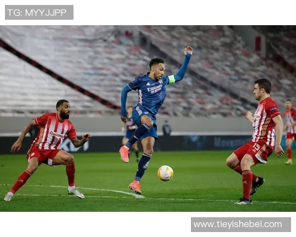 阿森纳与本菲卡友谊赛战平乌龙球成全场焦点引发热议