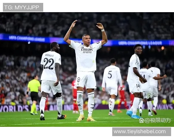 中超经典对决：拜仁与AC米兰1比1平局绝杀瞬间震撼全场