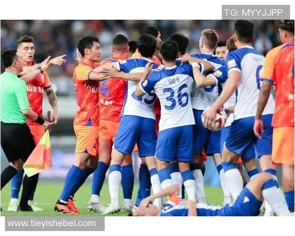 国王杯激战尤文图斯与巴黎圣日耳曼0比0争议判罚引发全场热议